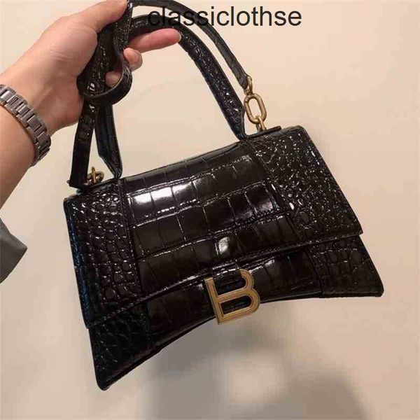 

designer balencaigass paris handags hourglasss home female 2022 fashion women's diagonal armpit leather crocodile pattern one shoulder
