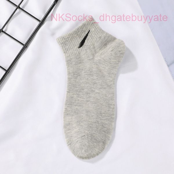 

classic men's fashion socks hook brand designer women's leisure lovers' short tube sportsocks luxury women men breathable ver, Black