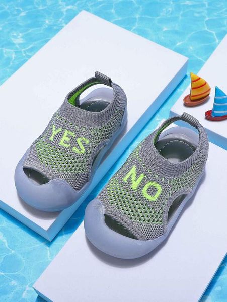 

boys cut out letter graphic sports sandals she, Black;red