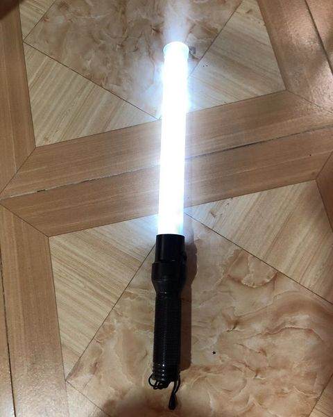 

road traffic light red white double flashing pvc dredging baton