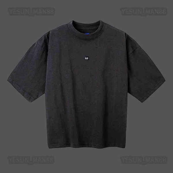 

summer classic brand mens fashion kanyes t shirt wests three party joint peace dove printed washing water short sleeves high street and wome, White;black