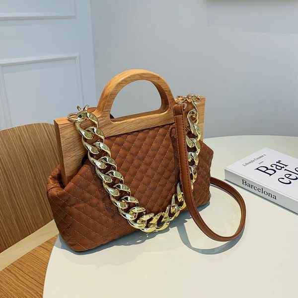 

wholesale womens leathers shoulder bag retro rhombus clip thick chain handbag this year popular embroidered women handbag street personality