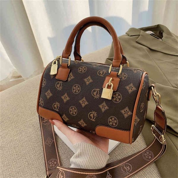 

handbag fashion boston pillow bag wide shoulder strap single shoulder bag women purses outlet online