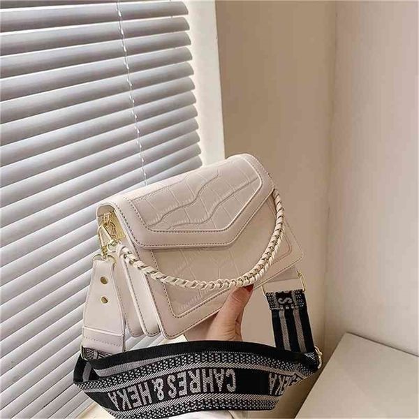 

female messenger small versatile chain merchant for 75% off factory sales