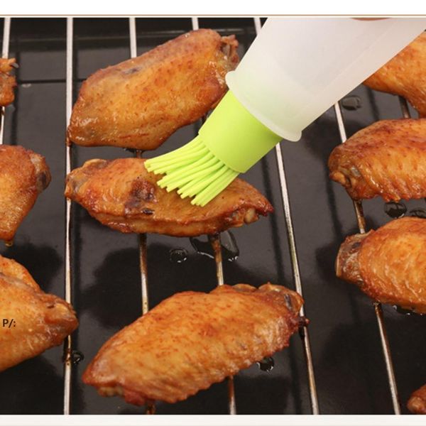 Utensili da cucina Nuova bottiglia di olio portatile Spazzola per barbecue Cucina in silicone BBQ Cottura Pancake Barbecue Accessori da campeggio Gadget GCA13129