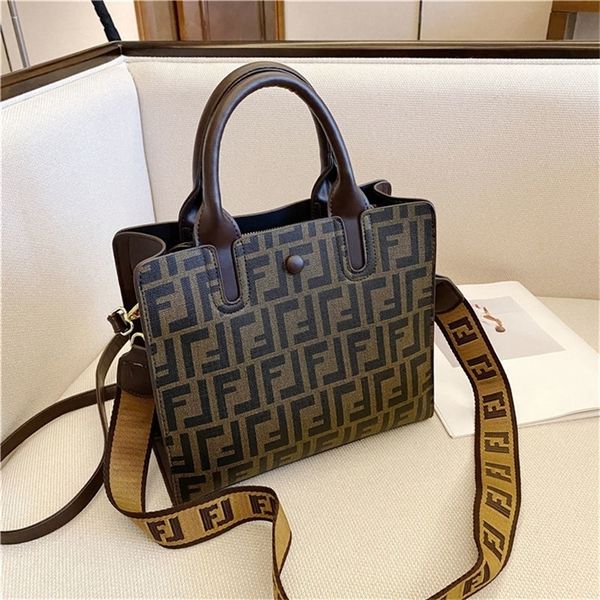 

capacity large popular fashion one commuter messenger tote 2ap