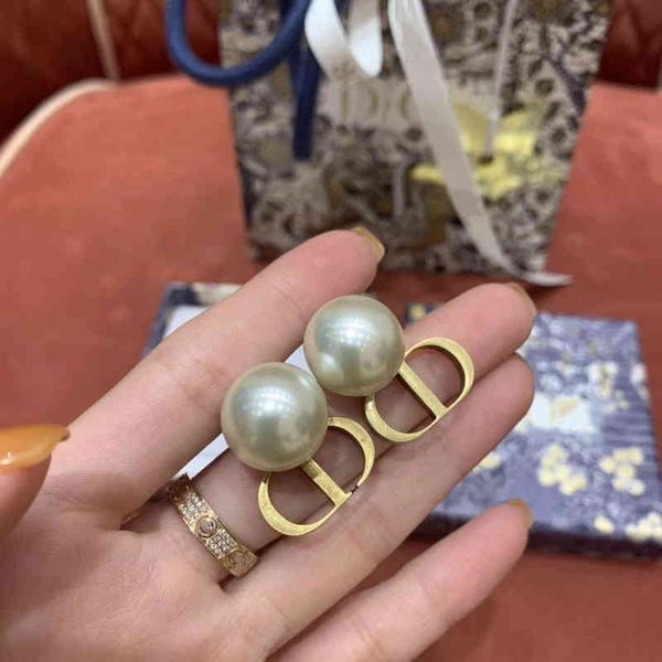 

letter pearl earrings femininity high sense light luxury earrings, Golden