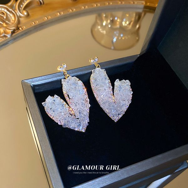 

silver stud rhinestone-encrusted gradient crystal love heart earrings korean fashion temperament diamond in the debris stud eardrop interne, Golden