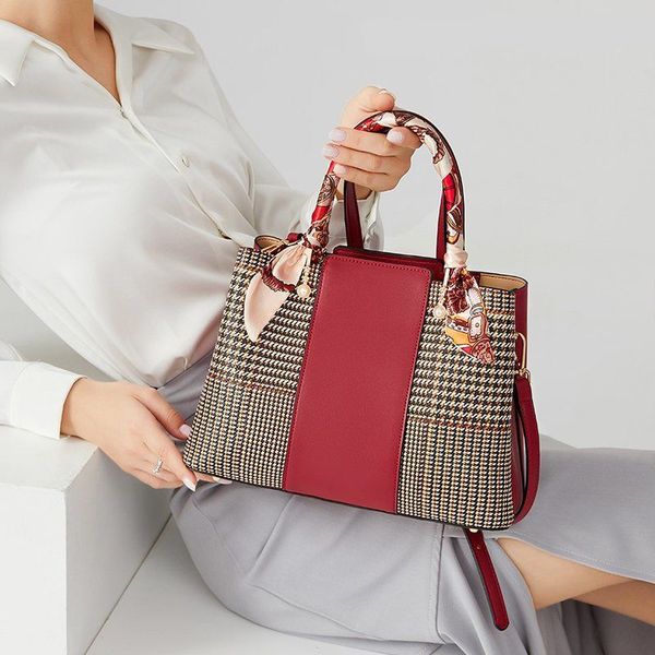 

bag new large capacity lady's handbag china red chain cross bags 2022 china red fashion handbags