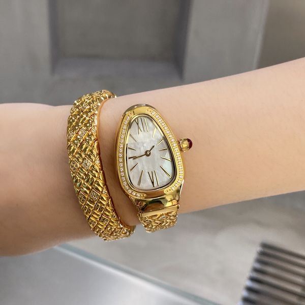 

women's watches watch with unique artistic style of snake shape memory spring material the jewelry material zircon diamond encrusted te, Slivery;golden