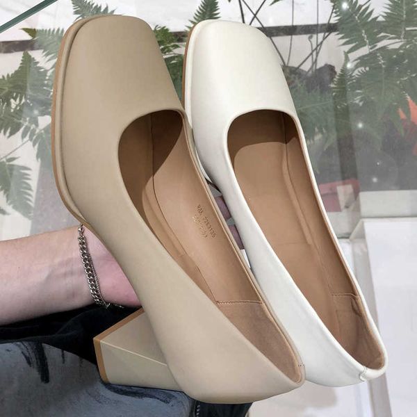 

falajiaobei granny shoes women's sandals 2022 korean version of versatile soft leather square head thick single shoes high heel work, Black