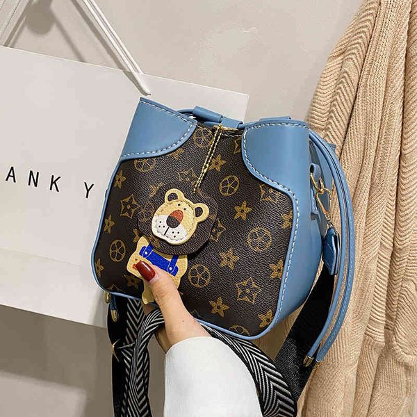 

bags handbags [schoolsister]diy hand woven homemade material messenger cartoon lion one shoulder for girlfriend and friend, Black;red