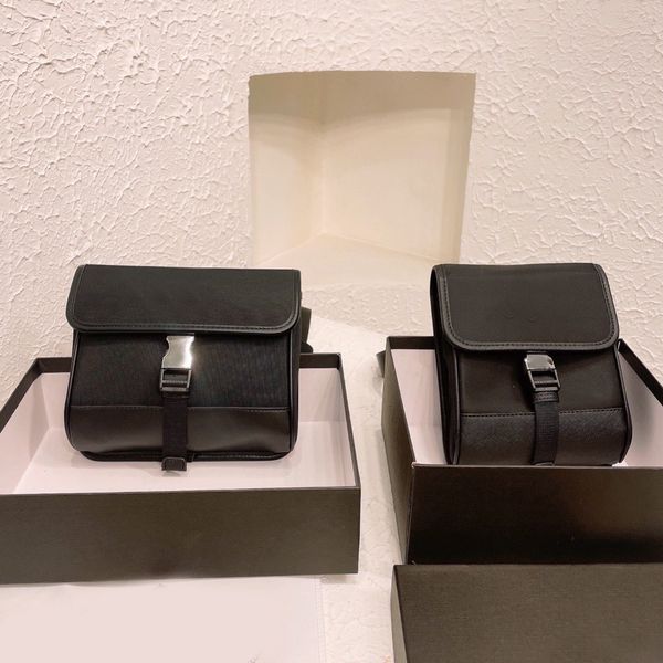 

men bag waterproof bags handbag luxury esigner brand fashion shoulder handbags quality women clutch bag chains purse cross body ladys artwor