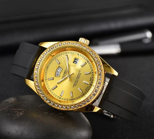 

2022 woman designer luxury automatic watches mens fashion brand factory diamond watch lady mechanical black tag wristwatches, Slivery;brown