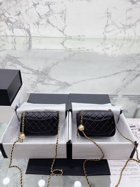 

new fashion chain bag female designer bag one shoulder crossbody portable rhombus black and white trend versatile