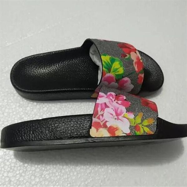 Moda homens homens sandálias de luxo designers chinelos de casais slides de marca flip flop de verão planos de solas de tênis casuais sapatos de tênis