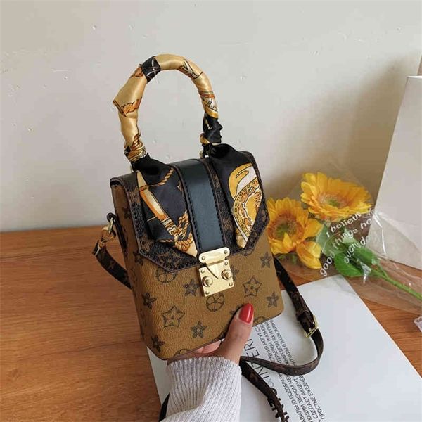 

68% off bag mobile female new korean fashion popular letter portable small square women's one shoulder messenger bag