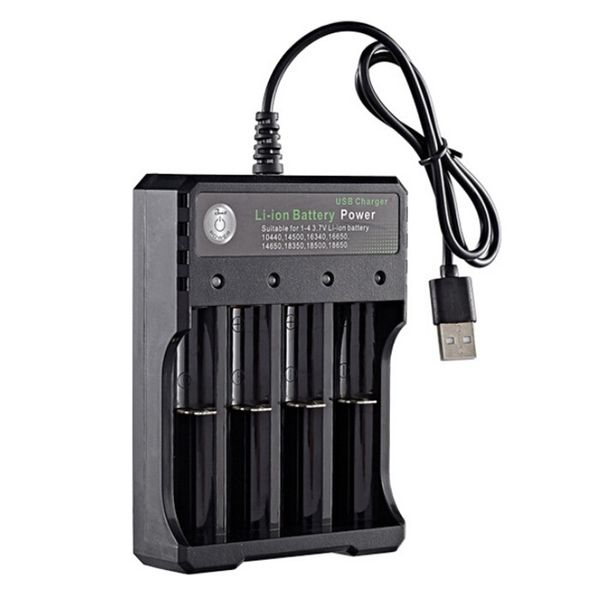 Chargeur BMAX USB 18650 à quatre emplacements 90x30x122mm DC 4.2V