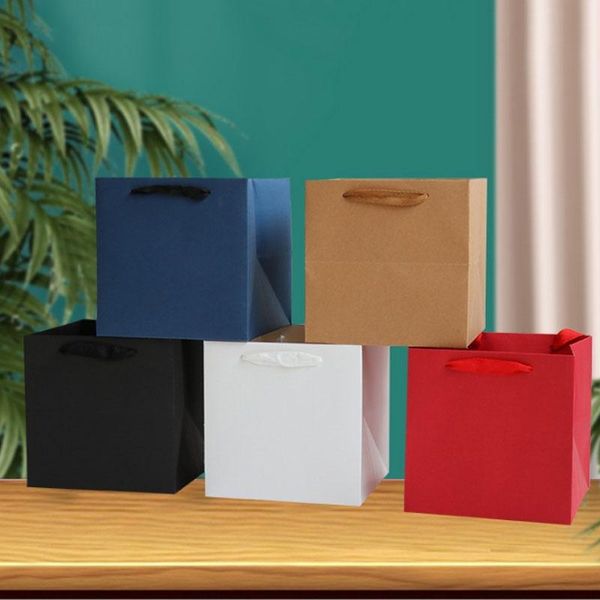 Carta da regalo Quadrato Borsa di carta Kraft portatile Fiori Shopping Abbigliamento Parrucca Impianto di imballaggio Compleanno Matrimonio Bolsas De PapelGift