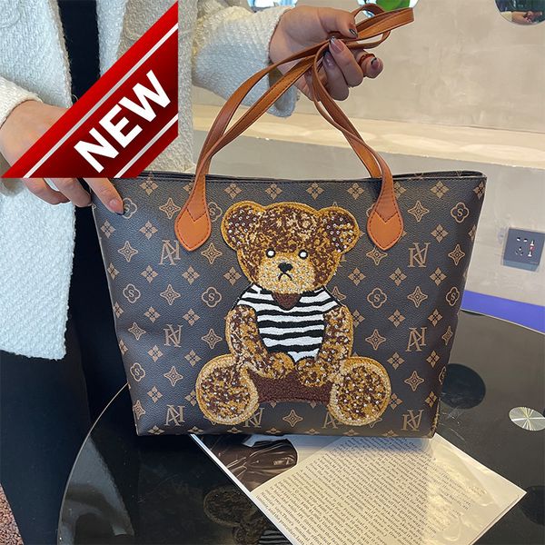 

direct sale quality discount capacity new bear shoulder women's portable tote trend fashion women messenger bag