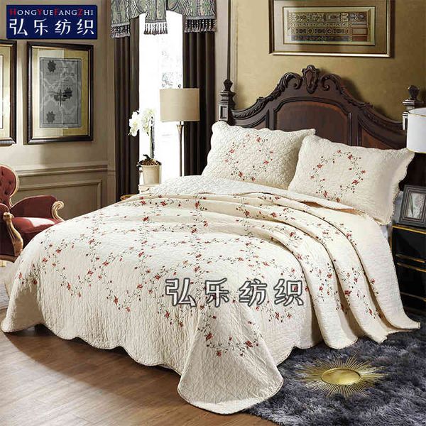 

new style star embroidered quilt three piece bed cover washing