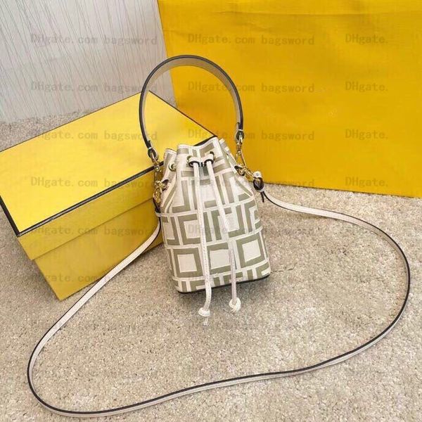 

mini bucket bag luxury designer bags crossbody shoulder handbag women fashion leather wholesale removable shoulders strap 2022