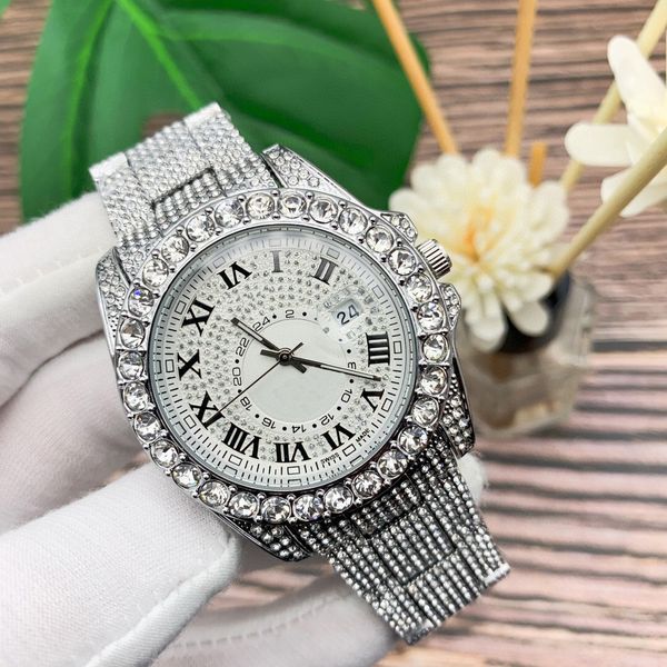 Relógios de luxo masculinos saltarem prata vários estilos de algarismos romanos Dial Diamond Watch