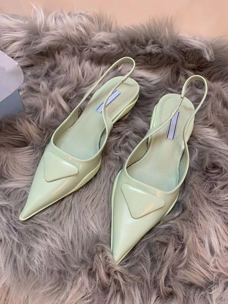 

2022 designer ladies sandals classic fashion luxury brand women sandals, Black