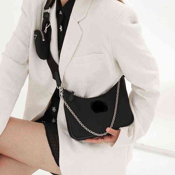 

2022 edition nylon re designer bags women backpacks triad hobo chain purse black baguette wallets shoulder handbags crossbody