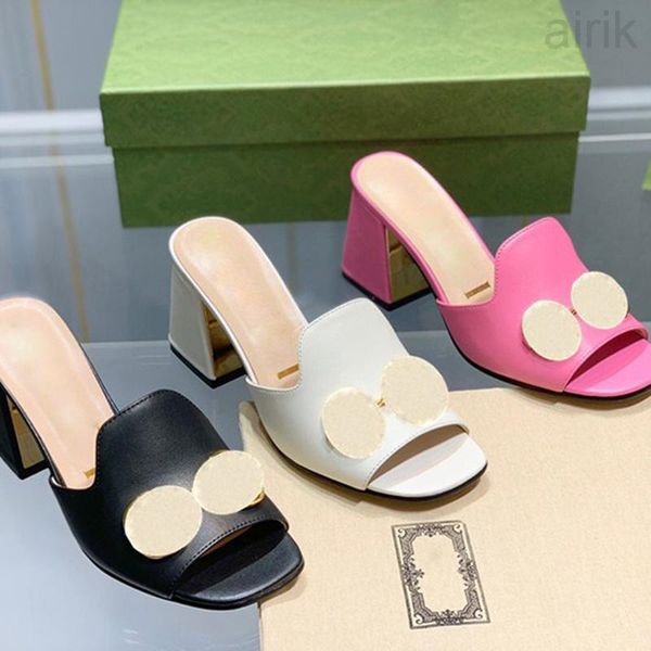

2023 summer fashion versatile womens slippers with horse clasp and high heel, Black