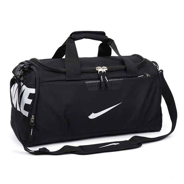 High Quality Waterproof Outdoor Daypack Travel Duffle Bags Fashion Large Capacity Sports Gym Messenger Bag designer Shoulder packet Handbag Football shoe bags 829