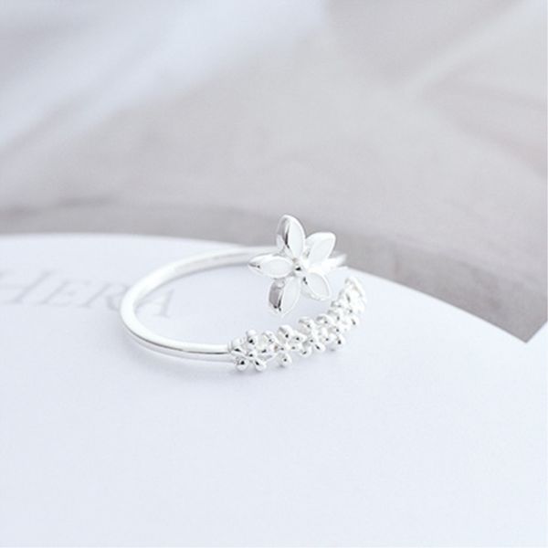 

fresh flower silver color temperament personality literary fashion gift korea female resizable opening rings sri172 220719