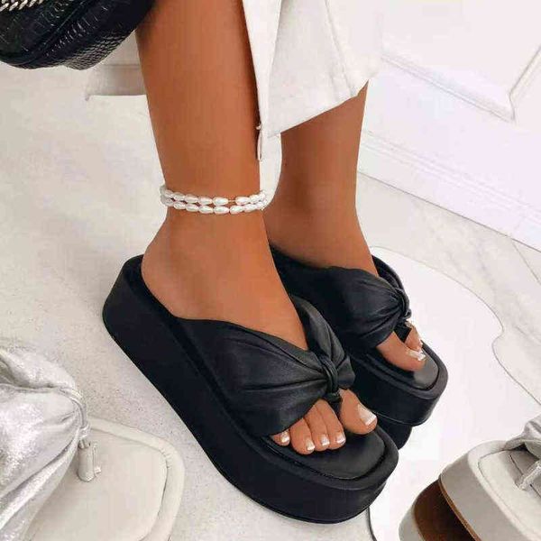 

women new luxury round head thick-soled mid-toe flip flops female large size sandals slippers outdoor all-match casual slippers y220621, Black