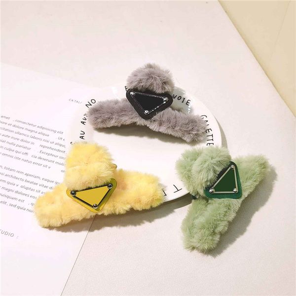 

plush grab hair clips furry metal triangle barrettes designer fluffy hairpins temperament grip clip wholesale, Golden;silver