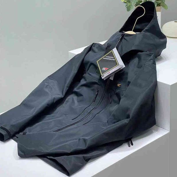 

arc gold thread embroidery jacket laminated waterproof black hooded jacket men's outdoor windproof breathable fashion charge coat size, Black;brown