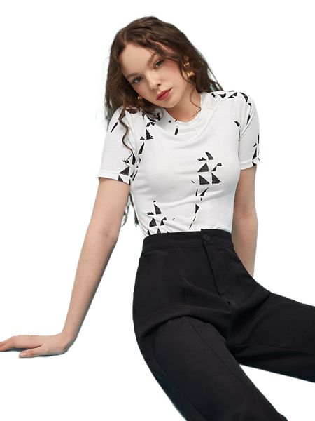 

x sm88 geo print raglan sleeve tee a3kt#, White