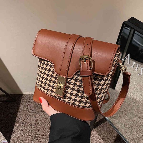 

year's popular new women's msenger bucket 2022 luxury brand fashion design versatile ladies bags