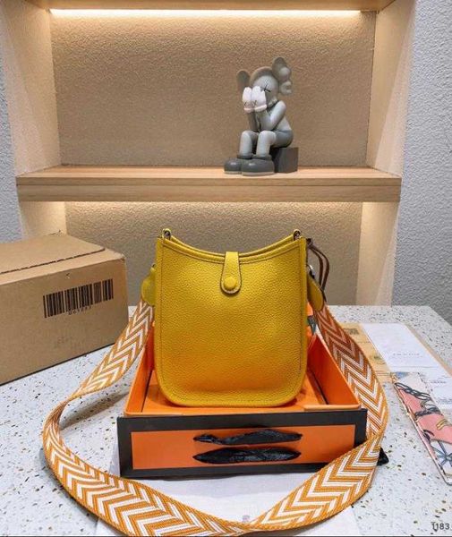 

women039s luxury design evelyn crossbody bag exquisite lightweight leather large capacity bags daily travel single shoulder pa