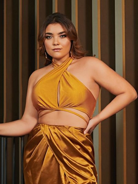 

plus cut out crisscross front tied backless halter q2iz#, Black