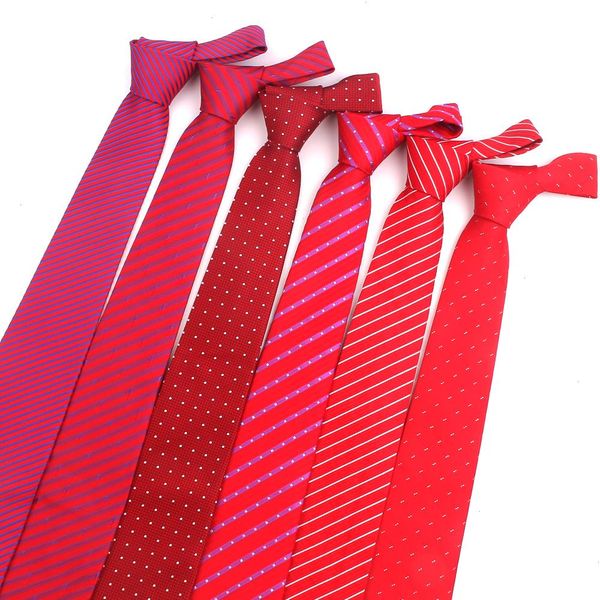 Tirada vermelha para homens mulheres Meninas listradas clássicas Casaul Stripe Ties Party Business Business Slim Mens Gravatas adultas