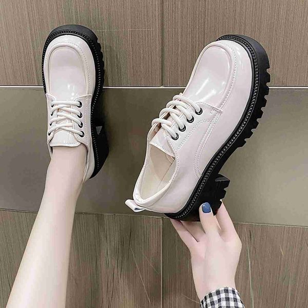 

classic luxury paris women's single shoes british style small leather casual thick heels shoe autumn and winter fashion black women&#03