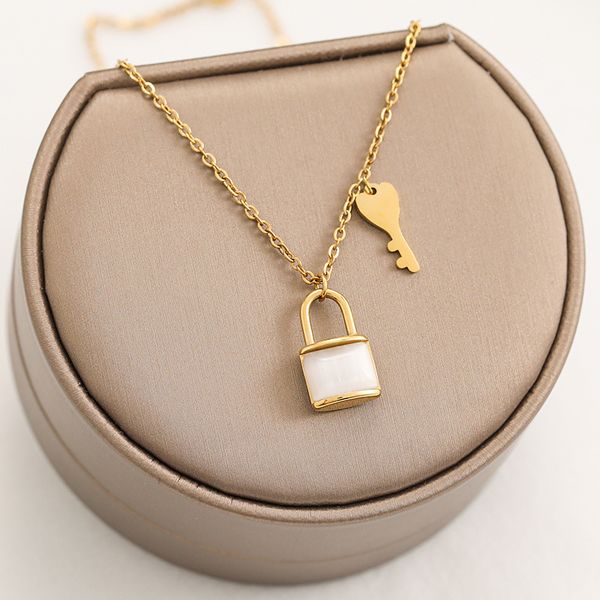 

lock key pendant necklace for women gift, Silver