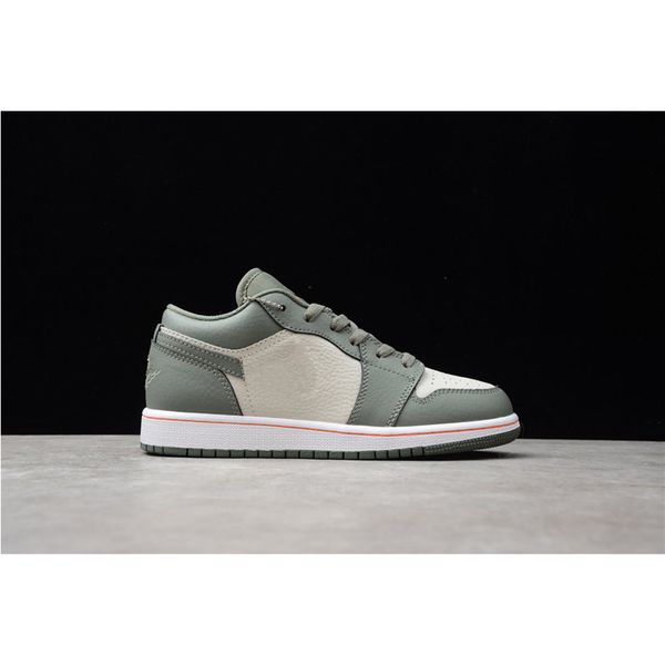 

mens 1 basketball shoes low og 1s womens game royal gym red banned bred chicago black toe court purple pine green unc sneakersp9yluvye