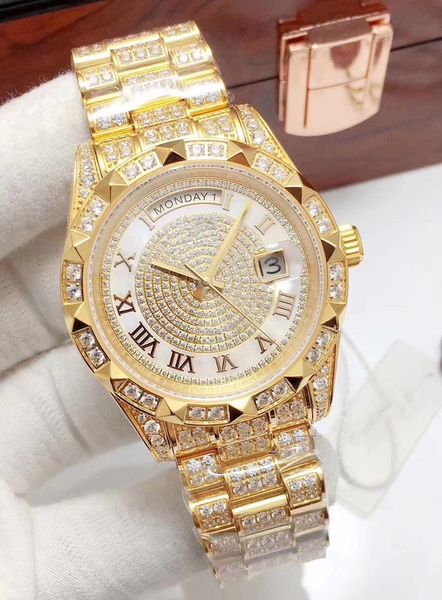 Orologio originale di design Orologi in oro giallo di lusso Iced Diamond orologio da uomo 40mm DAYDATE meccanico automatico spazzamento marchio popolare Vetro zaffiro