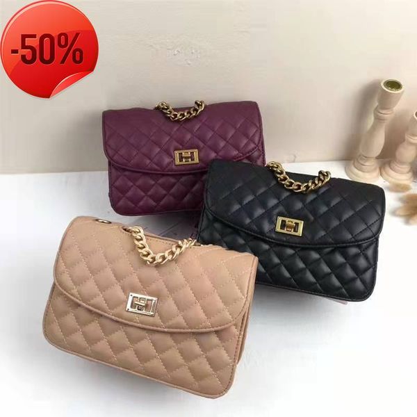

luxury designer bags fashion luxury designer2022 xiaoc xiaoxiangfeng lingge chain lock single shoulder messenger women's bag