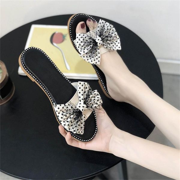 Sandallar Kadın Tasarımcı Moda Yaz Kadın Terlik Yay Göğüs Polka Dot Düz Hafif Sıradan Slaytlar Blingsandals