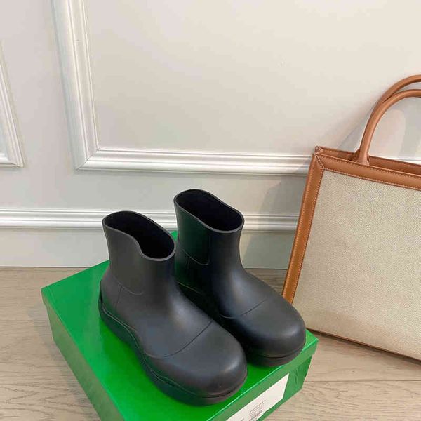 

avocado green waterproof rain boots increased thick soled short boots rubber soled mona street shoes, Black