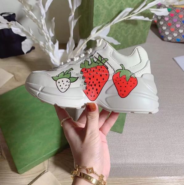 

kids designer sneakers 2022 new arrival trainers children athletic boys and girls runner casual shoes fashion, Black