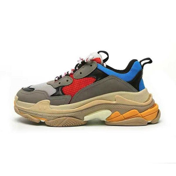 

2022 triple s men women designer shoes sneakers platform shoe fashion black white grey red pink blue green light tan oreo mens trainers