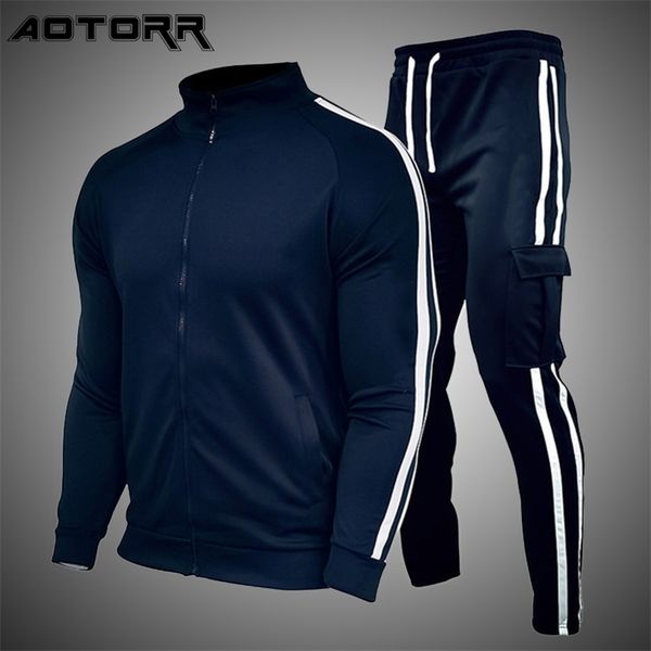

mens outdoor tracksuits set spring autumn casual jogging sportswear solid color 2 piece sets men fitness running clothing 220815, Gray